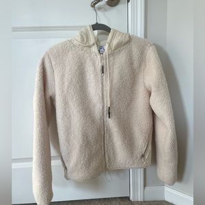 Sherpa jacket with quilted hood